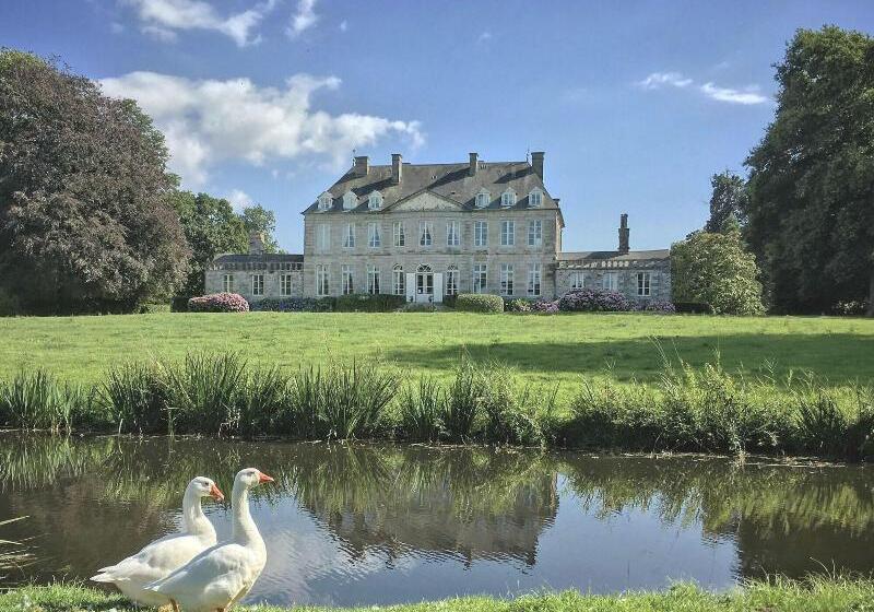 مبيت وإفطار Château De Boucéel   Mont Saint Michel