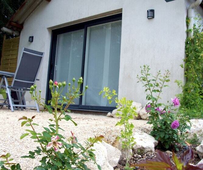 مبيت وإفطار Chez Flo Et Marc