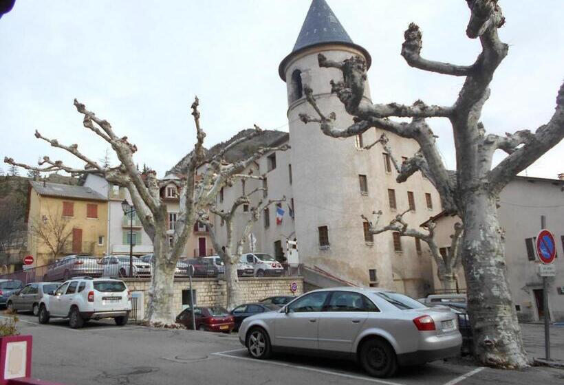 酒店 Le Moderne Veynes   Location D Appartements à La Nuitée