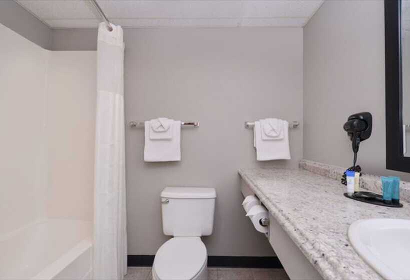 モーテル Fairbridge Inn Express, Monroe City