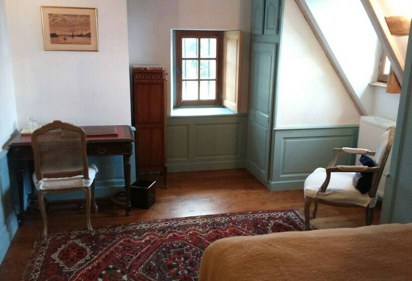 بنسيون Château De La Sémondière