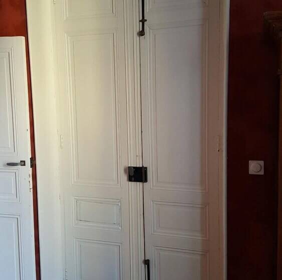 ペンション Ongi Etorri