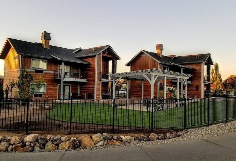 Resort At Eagle Point