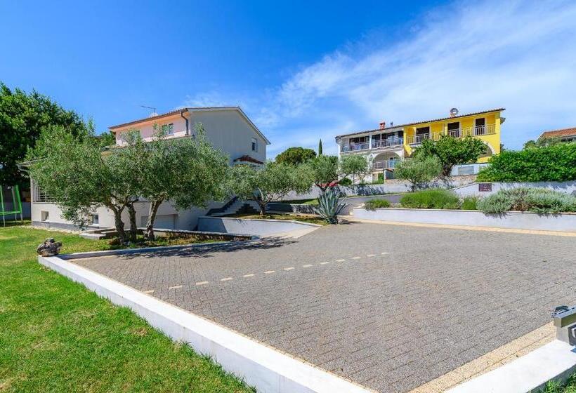 Villa Elisa