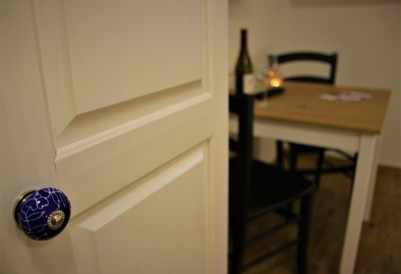 فندق Penzion A Restaurace U řeky