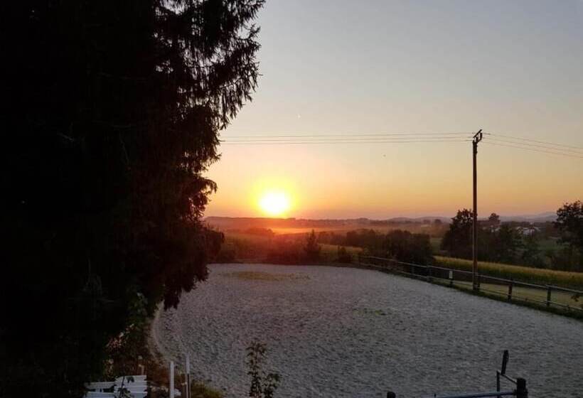 هتل روستایی Ferienhof Löw