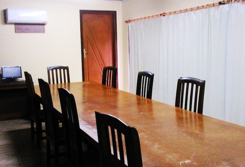 Отель Serra Do Roncador