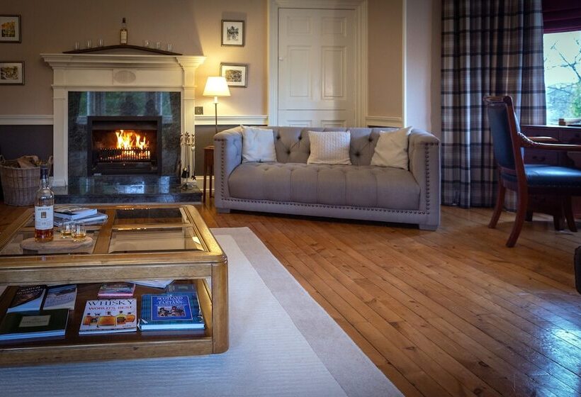 بنسيون Craigellachie Lodge