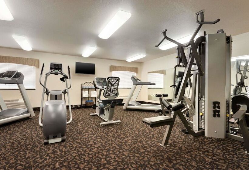 فندق Baymont By Wyndham Wellington