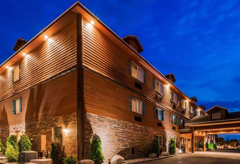 هتل Best Western Plus Concord Inn