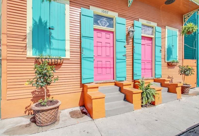 ホテル Historic Mardi Gras Inn