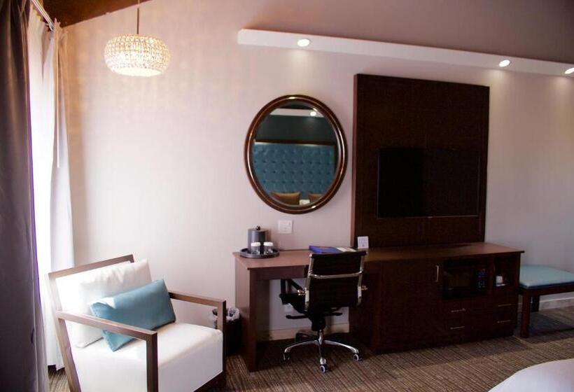 호텔 Munras Inn