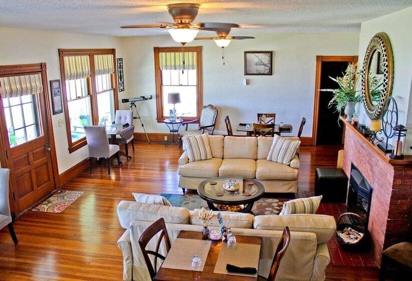 בית מלון כפרי Night Swan Intracoastal B&b