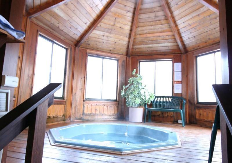 酒店 Nootka Lodge