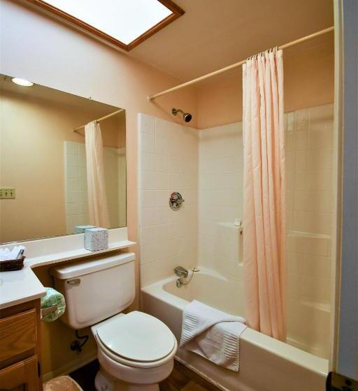 בית מלון כפרי North Bay At Lake Arrowhead