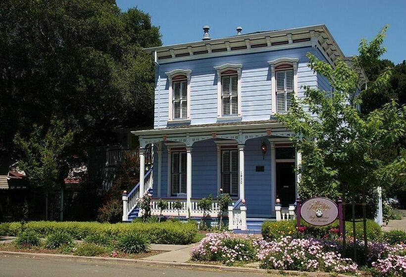 هتل The Napa Inn