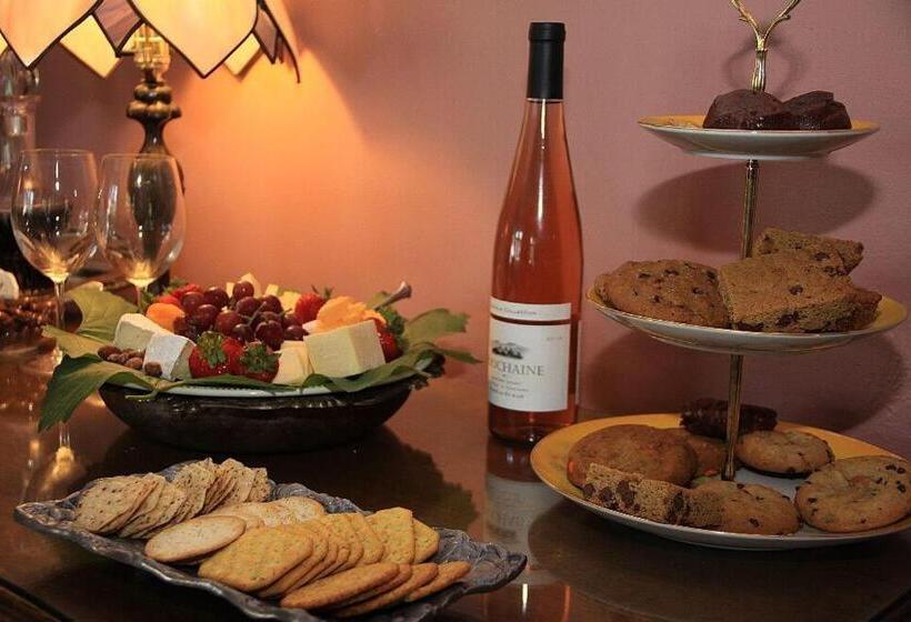هتل The Napa Inn