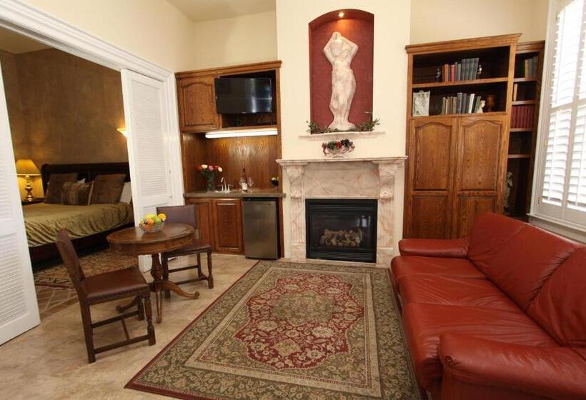 هتل The Napa Inn