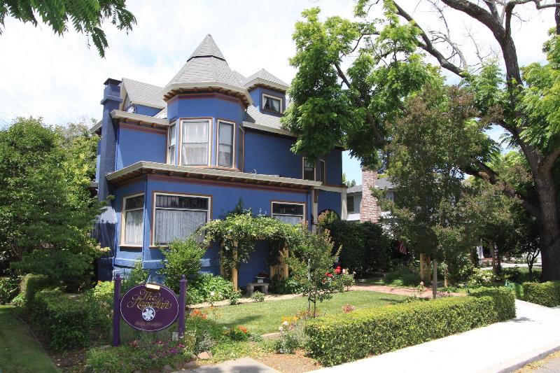 هتل The Napa Inn