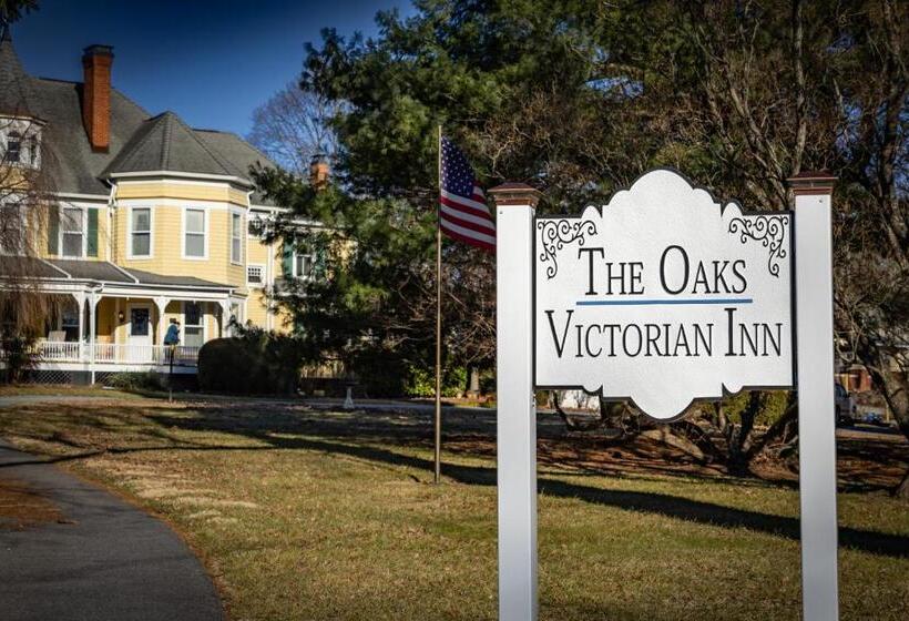 酒店 The Oaks Victorian Inn