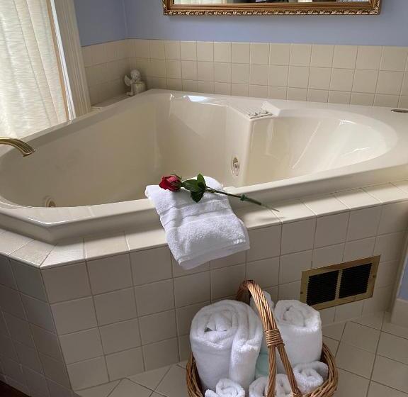 酒店 The Oaks Victorian Inn