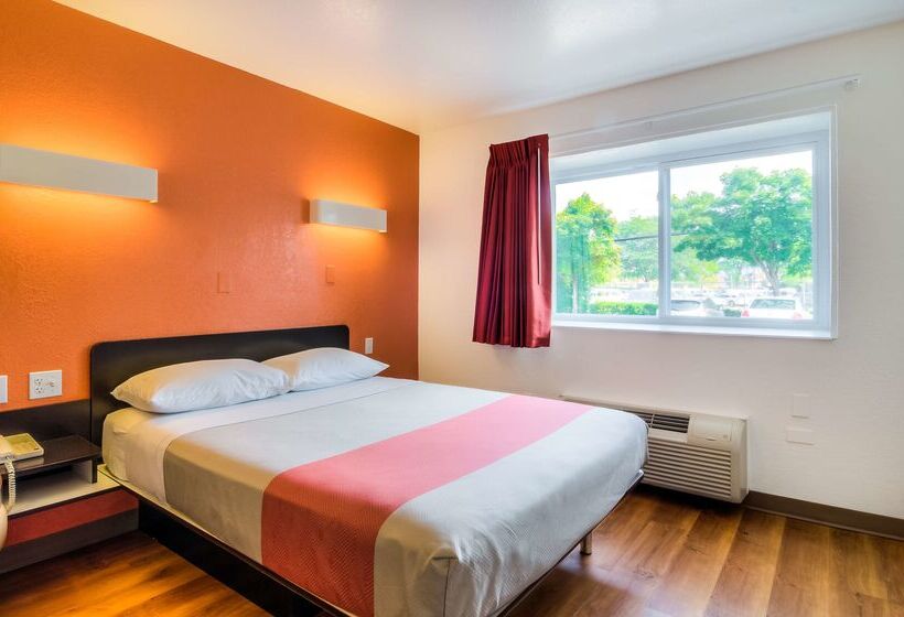 Motel 6arlington Heights, Il Chicago North Central