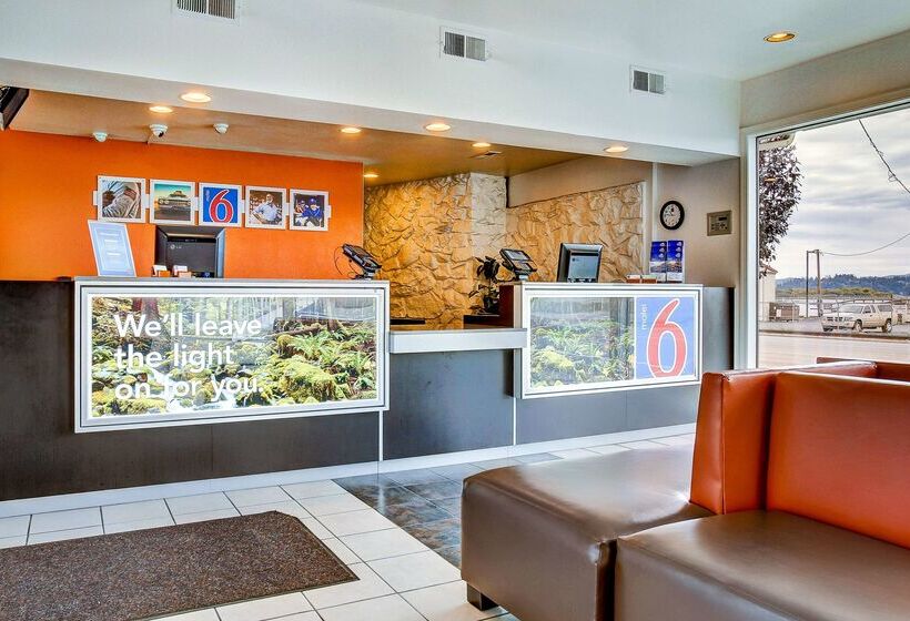 Motel 6 Coos Bay, Or