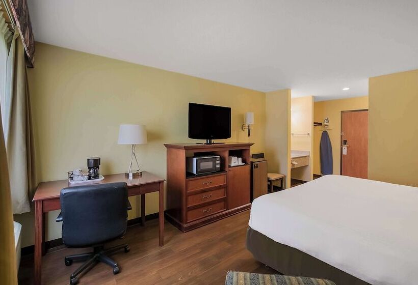 مُتل Americas Best Value Sandman Inn