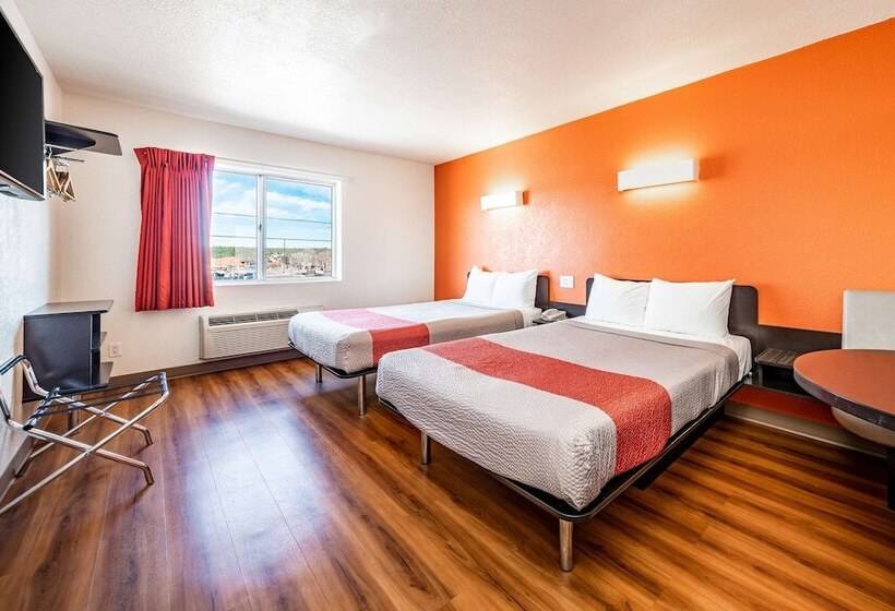 모텔 The Ellsworth Hotel, Ascend Hotel Collection