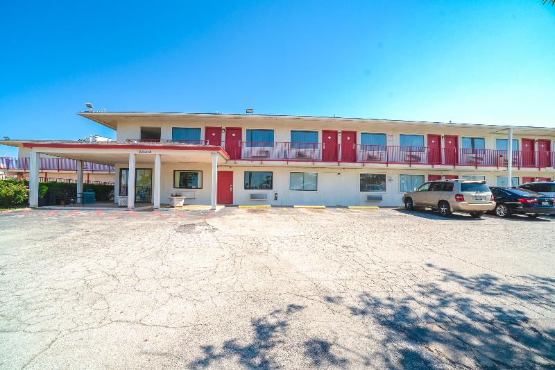 مُتل Days Inn By Wyndham Wichita Falls