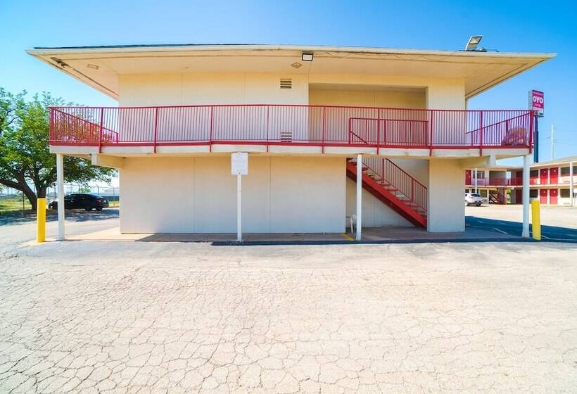 مُتل Days Inn By Wyndham Wichita Falls
