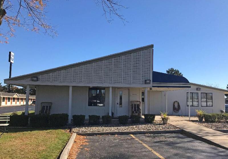 مُتل Knights Inn Bridgeport Frankenmuth