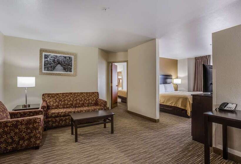 Motelli Quality Inn & Suites