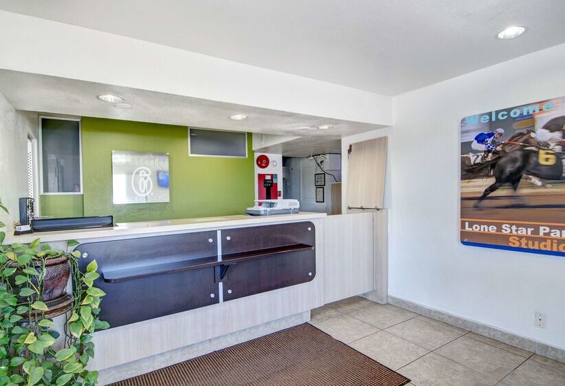 モーテル Studio 6 Grand Prairie, Tx