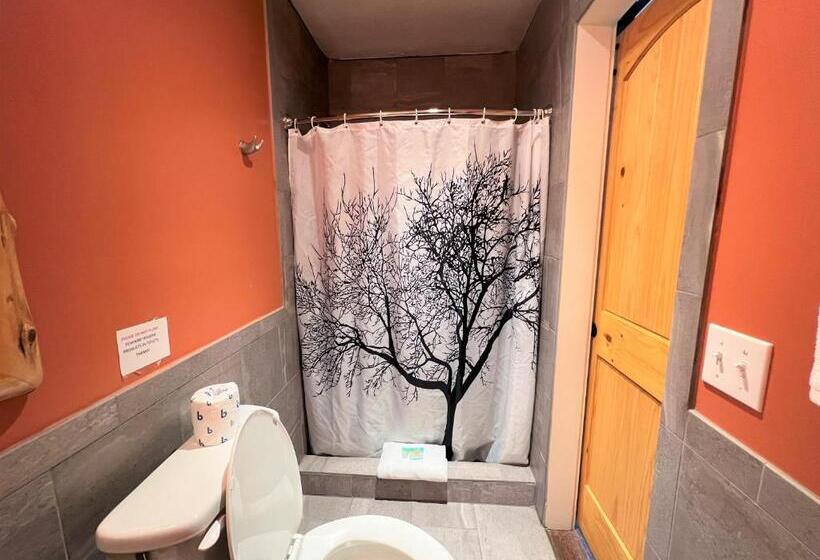 Mountain Top Inn And Resort