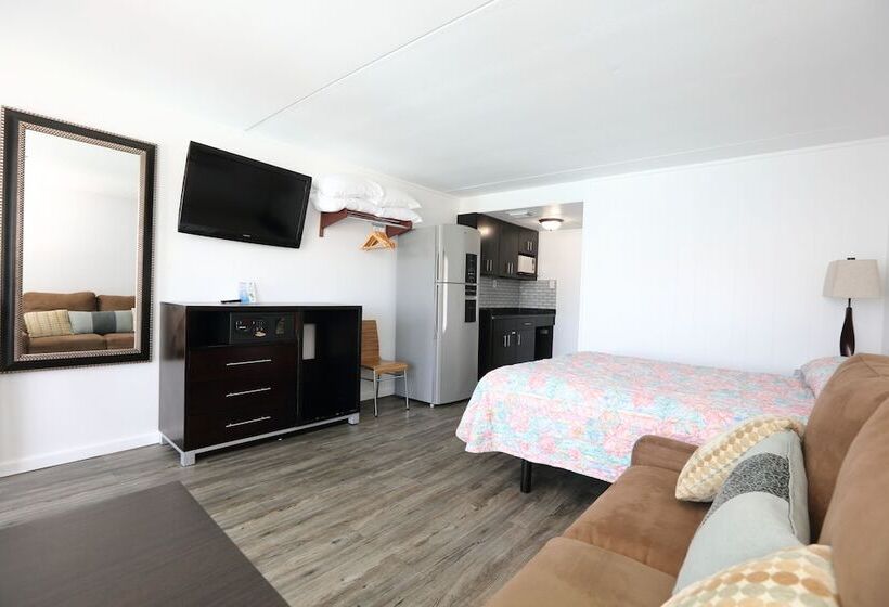 Olympic Island Beach Resort