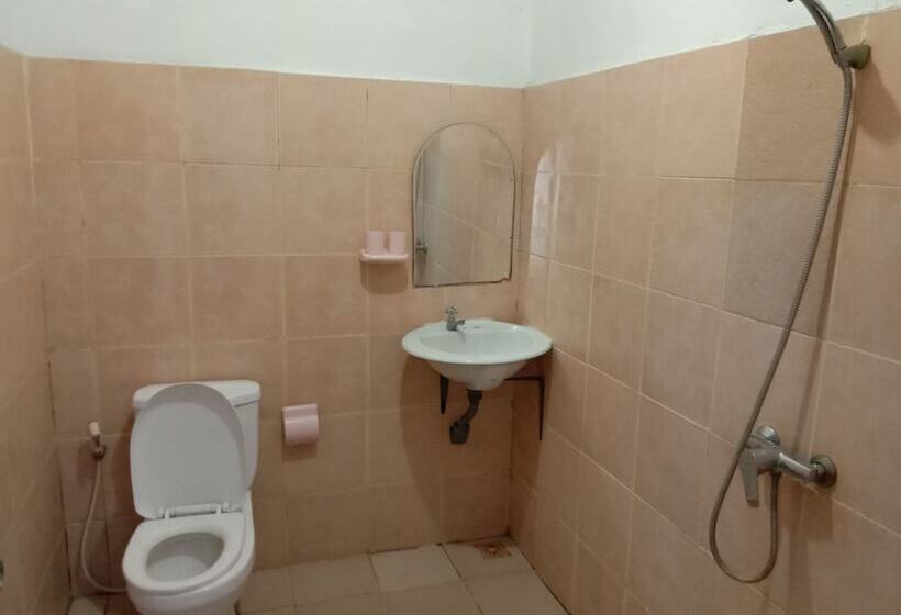 Bed and Breakfast G Saskara Homestay