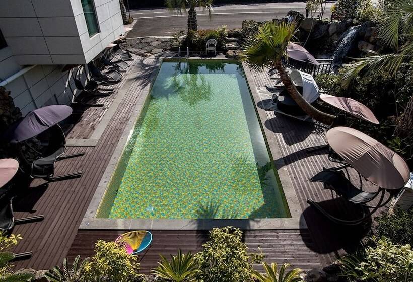 Jeju 29 Pool Villa