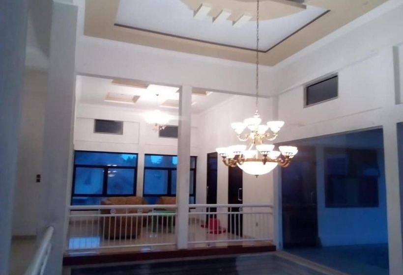 پانسیون Almira Homestay