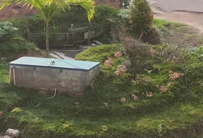 پانسیون Almira Homestay