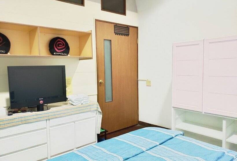 پانسیون Base Area