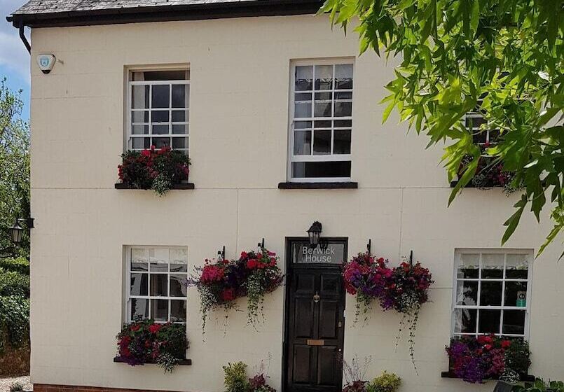 پانسیون Berwick House