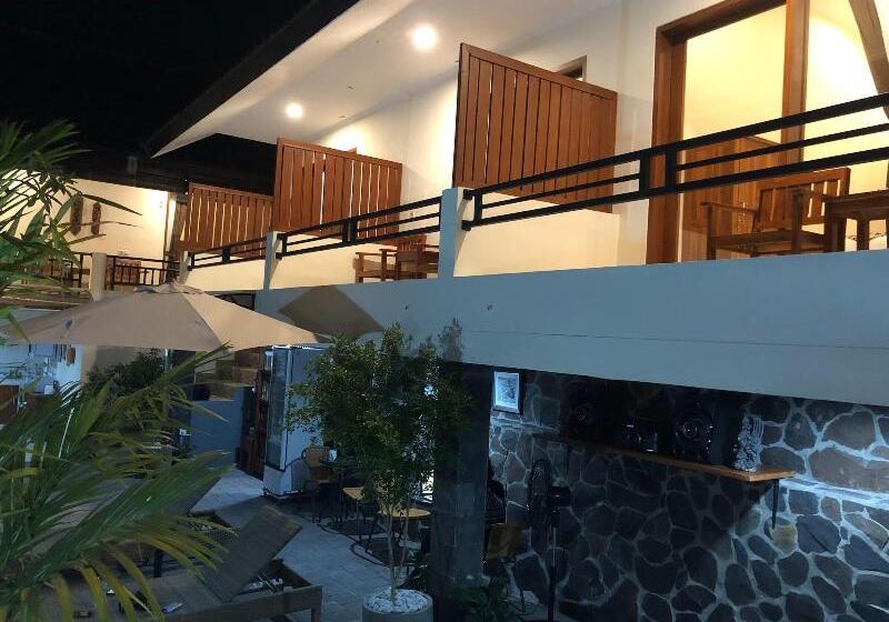 پانسیون Derose Guest House