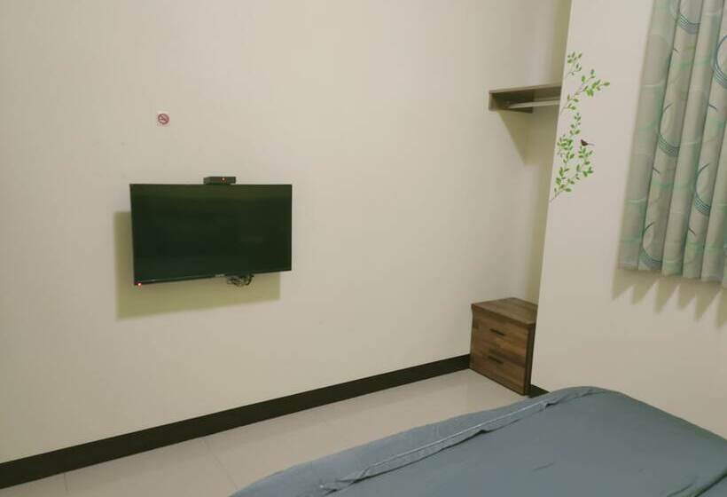 پانسیون Family Of Five Guesthouse