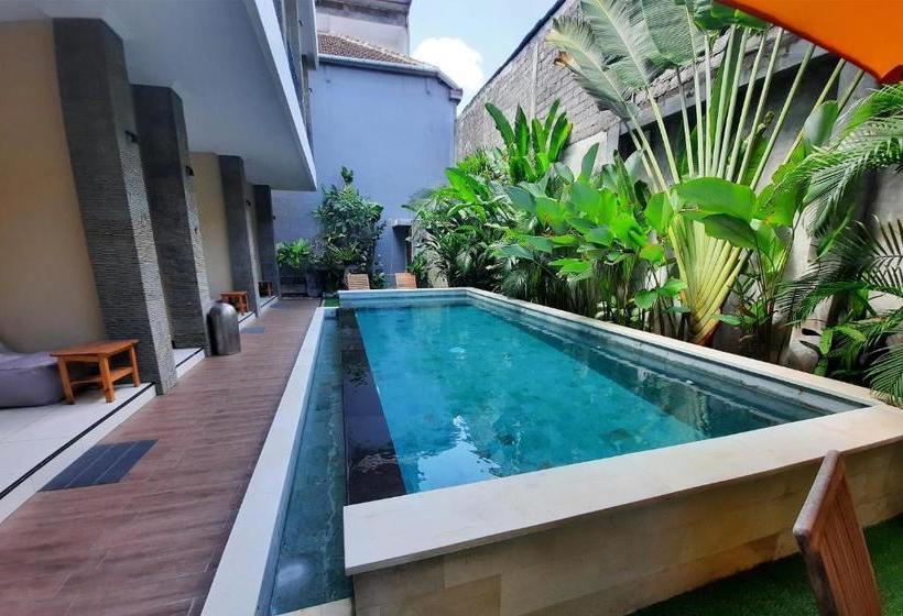 Pensão Kubu Kenak Guesthouse