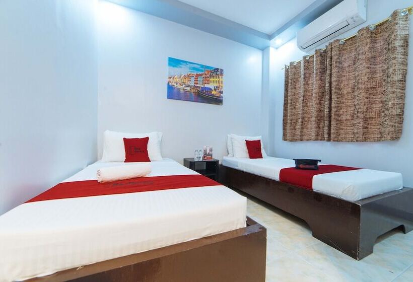 פנסיון Reddoorz Near Notre Dame Of Dadiangas University