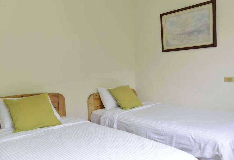 پانسیون The Rippling Vale Masion Of Hot Spring