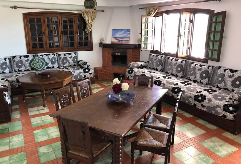 Villa Kamil