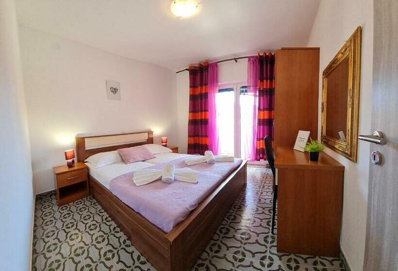 Apartments Dorotea