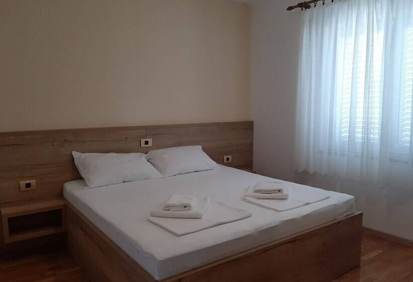 Apartments Edo